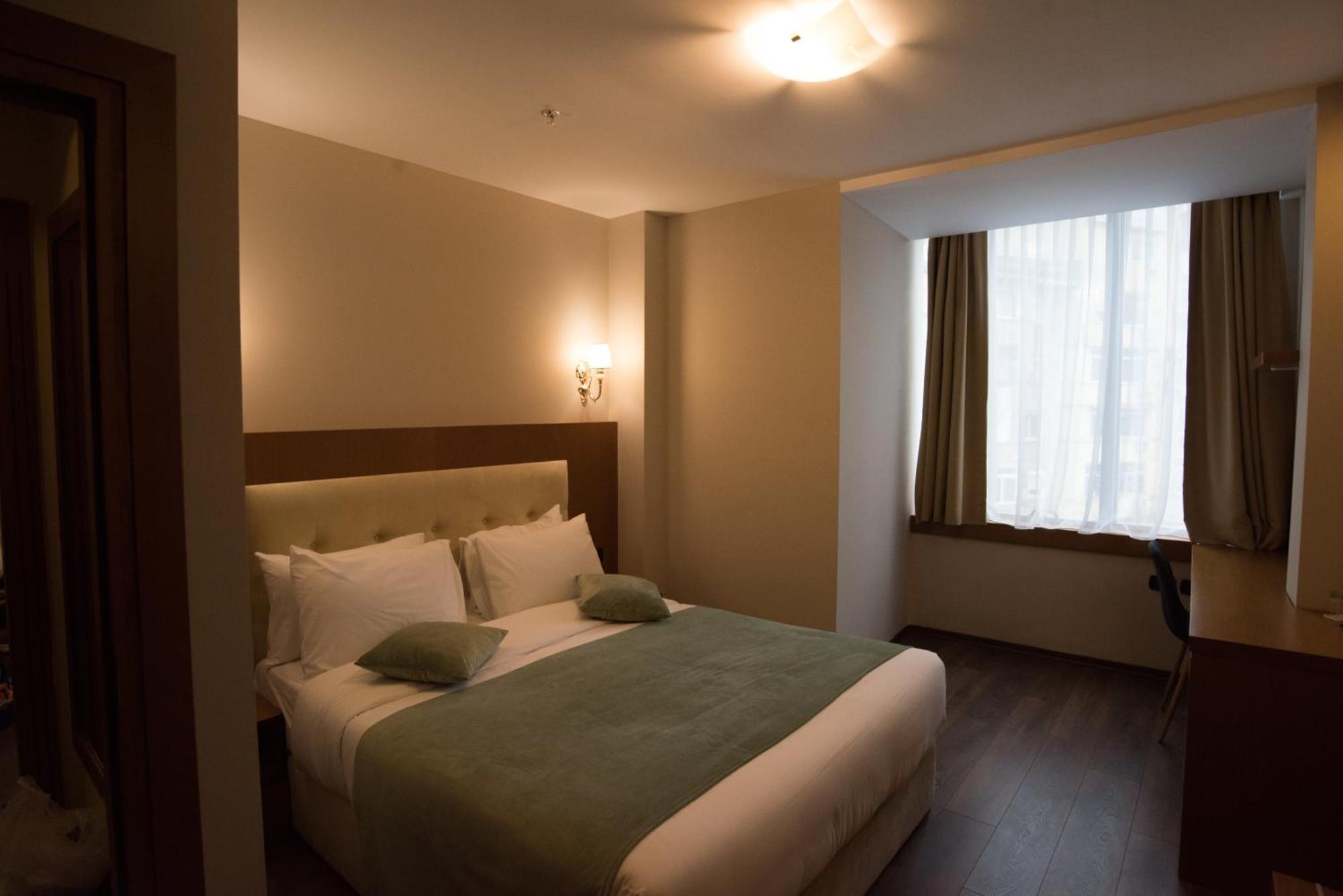 Albanopolis Hotel Tiranë Ngoại thất bức ảnh